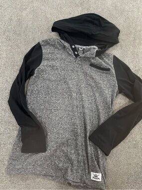 Shaun White Boys Grey & Black Hooded Long Sleeve Top